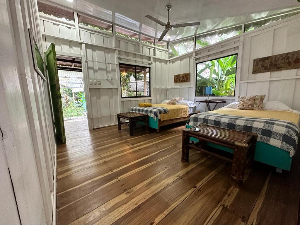Caribbean Flow Puerto Viejo de Talamanca Ngoại thất bức ảnh