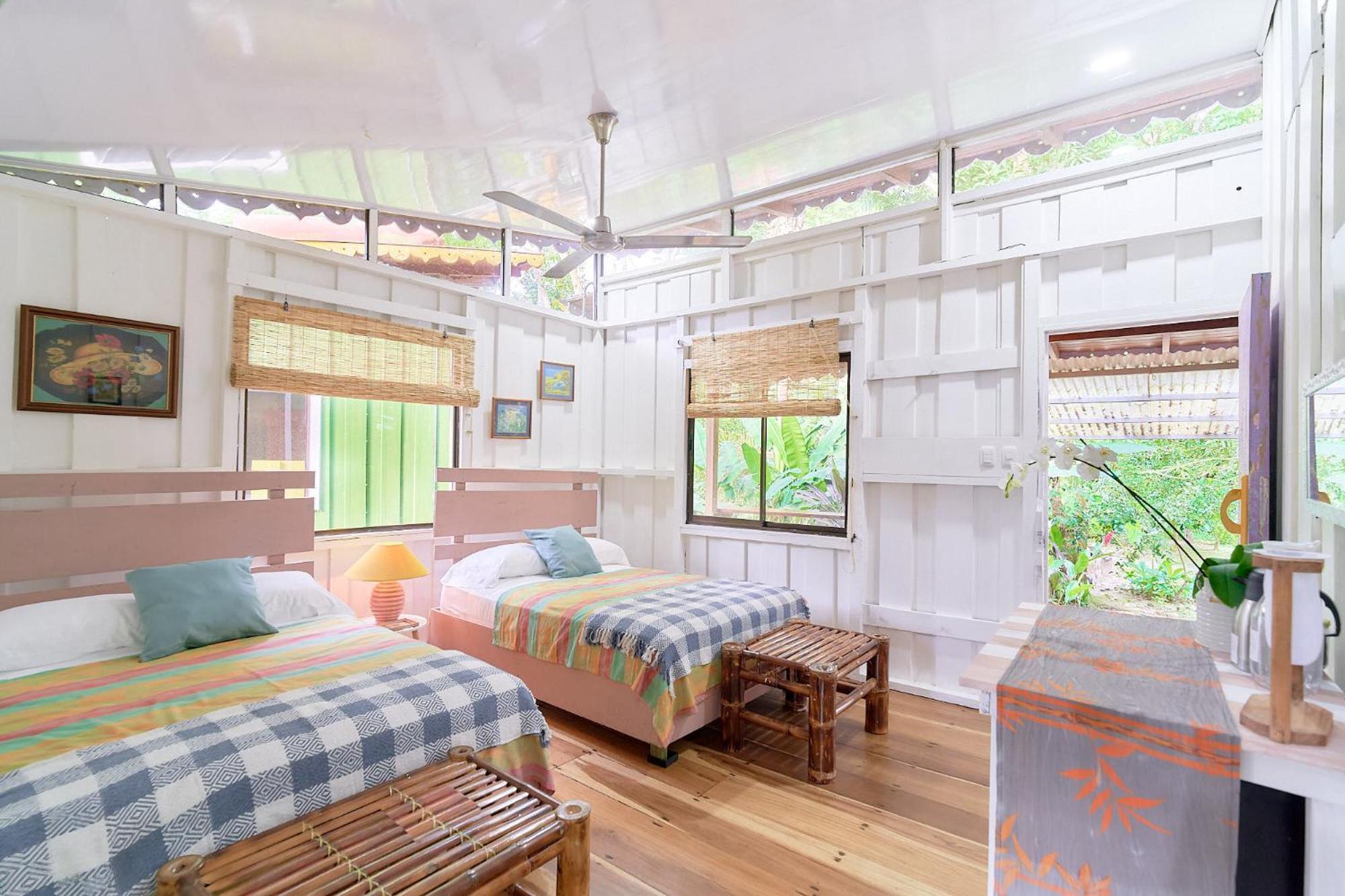 Caribbean Flow Puerto Viejo de Talamanca Ngoại thất bức ảnh