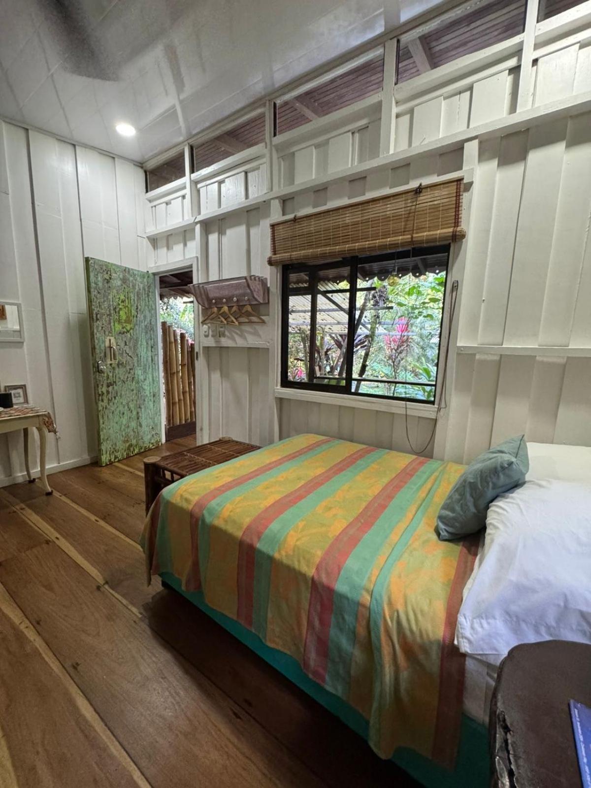 Caribbean Flow Puerto Viejo de Talamanca Ngoại thất bức ảnh